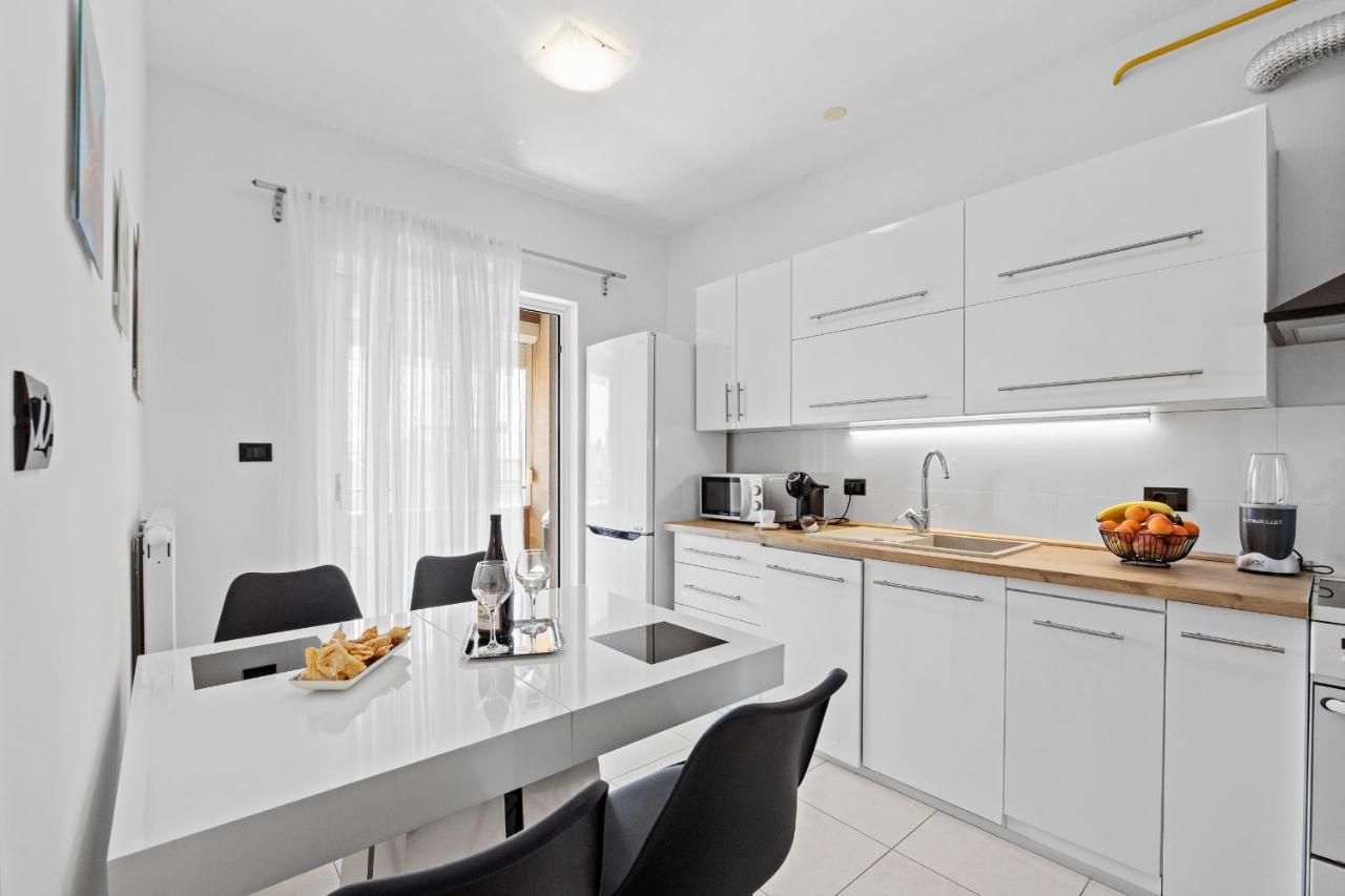 Feniks Fazana Apartman Fažana Exterior foto