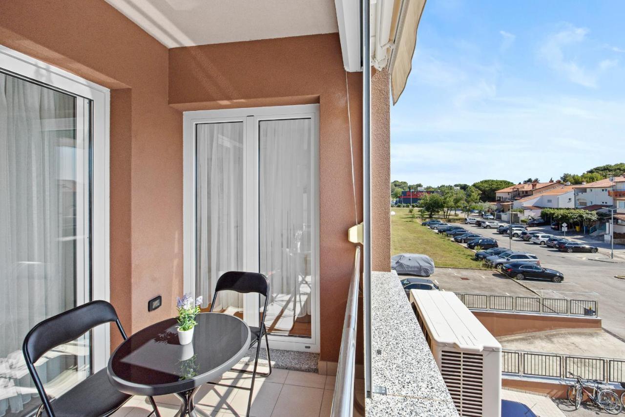 Feniks Fazana Apartman Fažana Exterior foto
